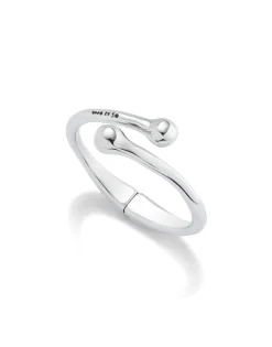 Bangle bracelet with inner spring