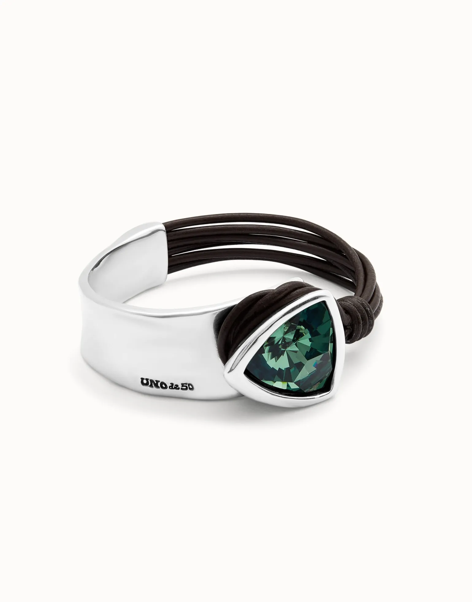 Bangle bracelet with leather and green crystal