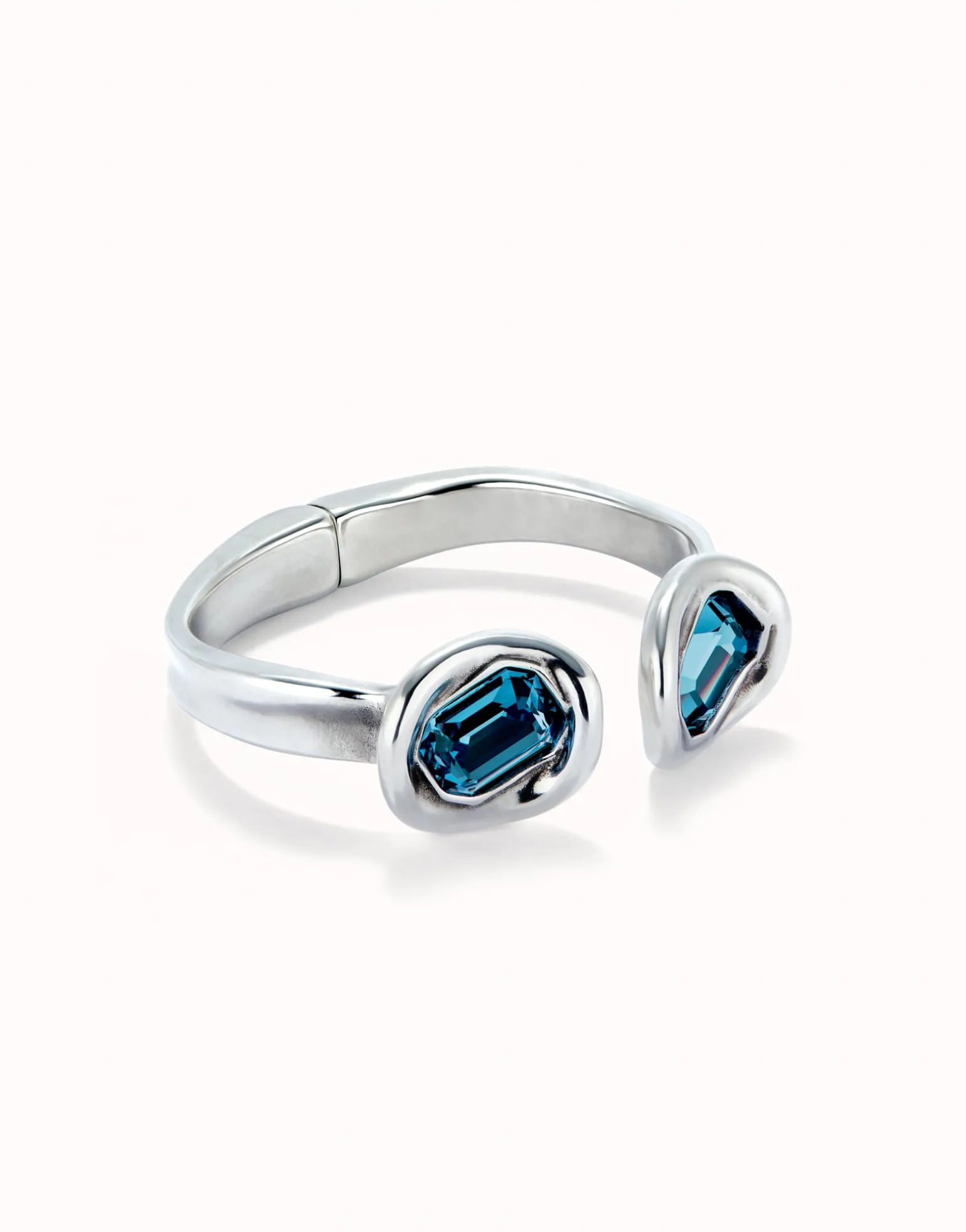 Bangle bracelet with two blue crystals