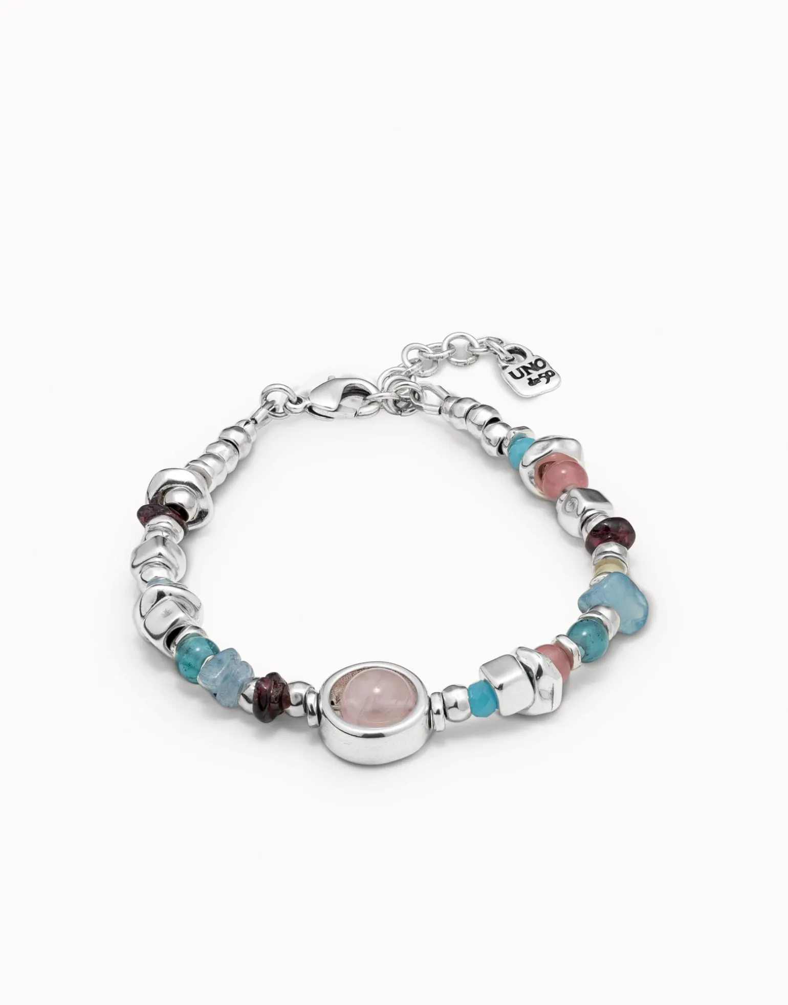Beaded bracelet with crystals