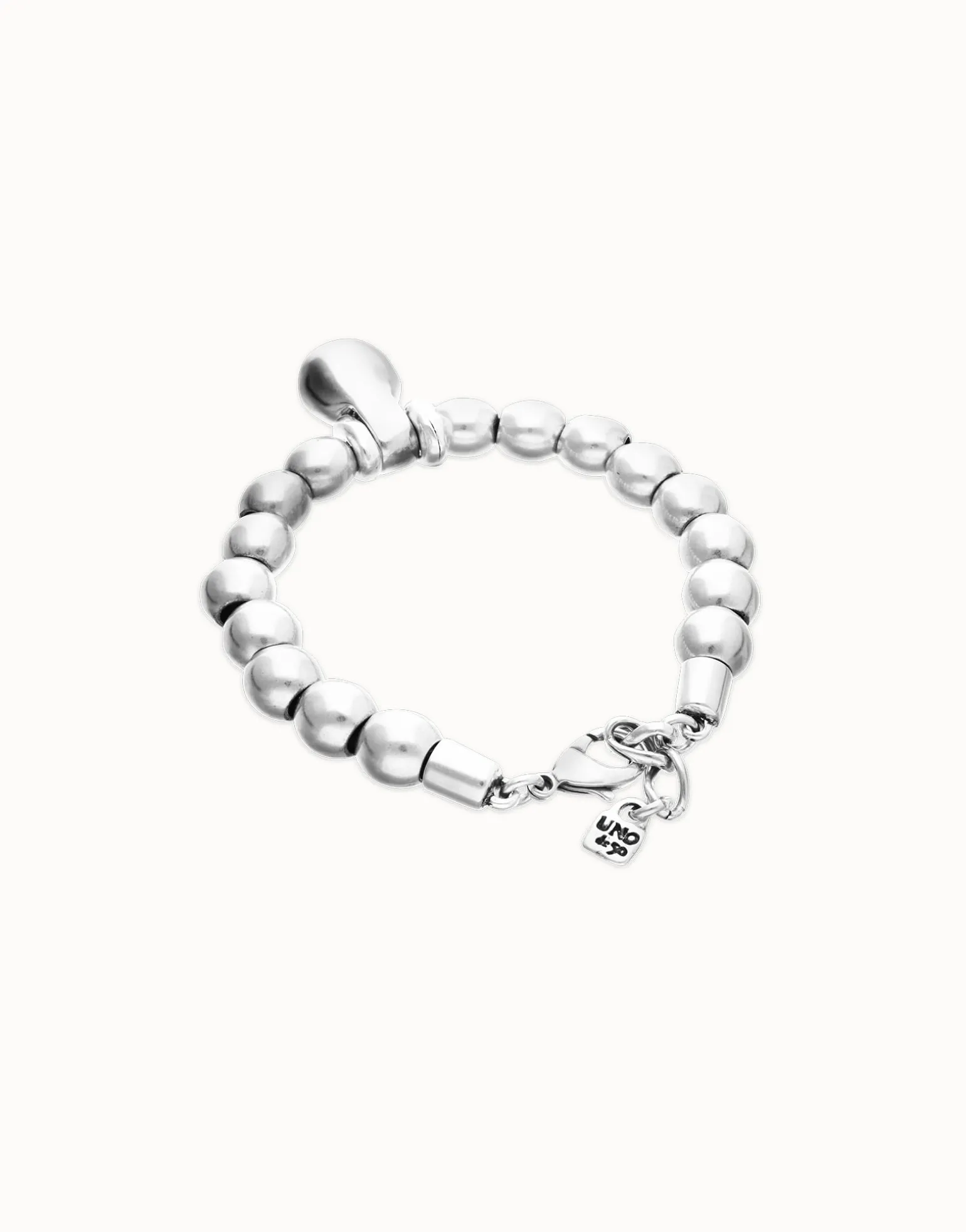 Beaded bracelet with small and large beads