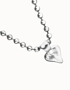 Bead necklace with heart detail
