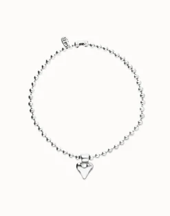 Bead necklace with heart detail