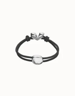Black elastic thread bracelet with heart