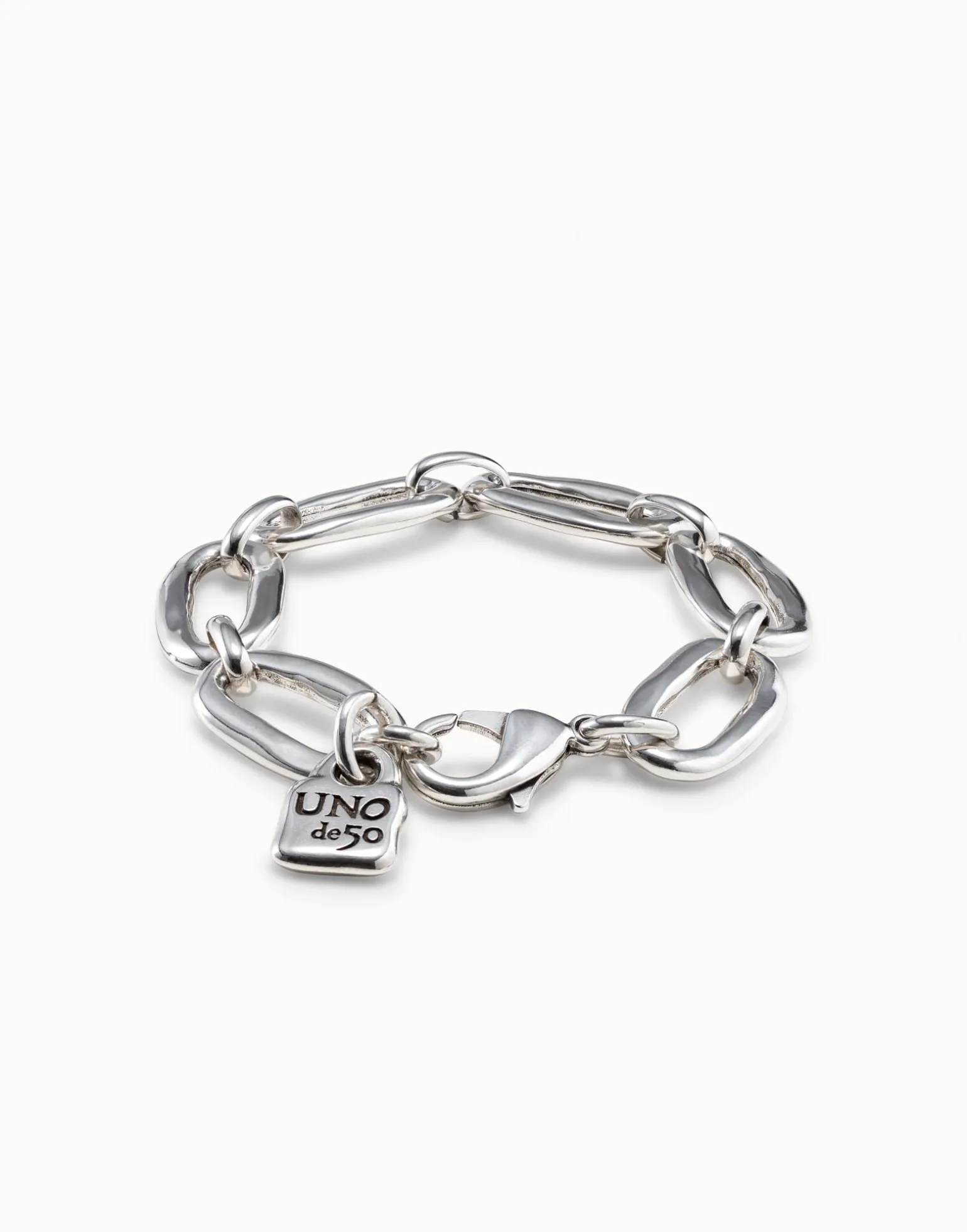 Bracelet with chunky links