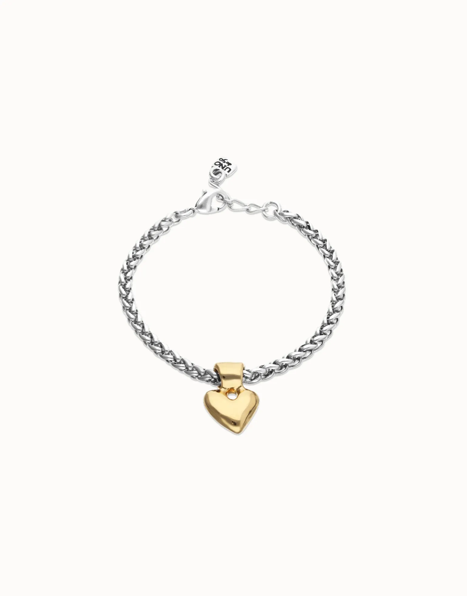 Chain bracelet with small heart detail