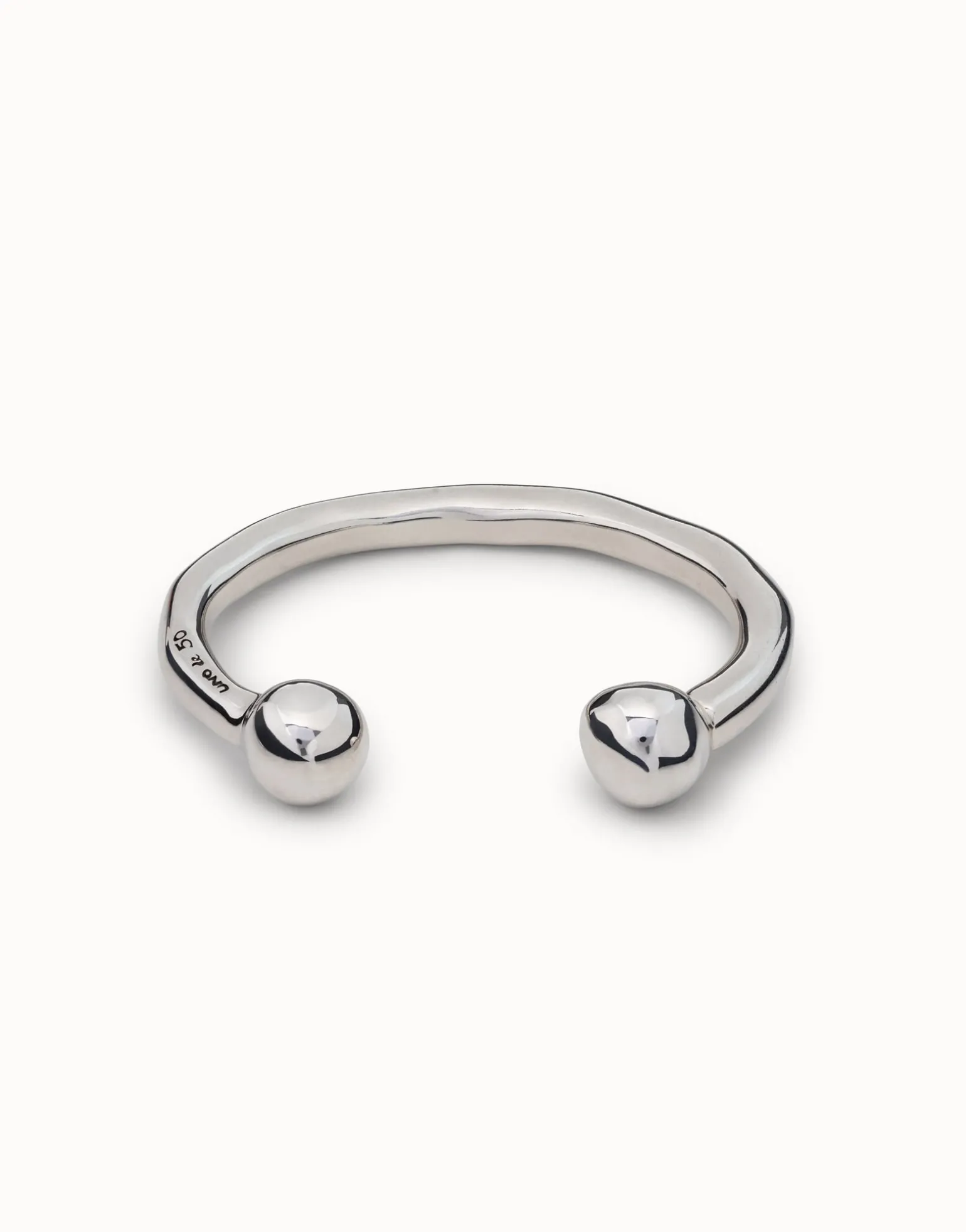 Classic‑design bracelet