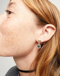 Drop earrings with black crystal