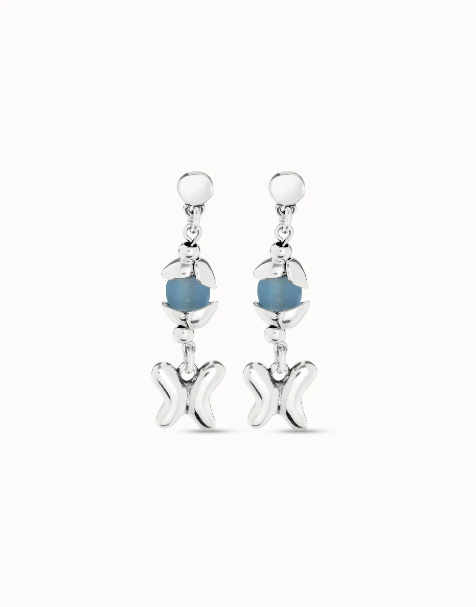 Earrings with blue crystal and butterfly