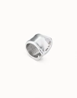 Large open ring