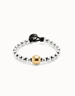 Leather bracelet with a large bead