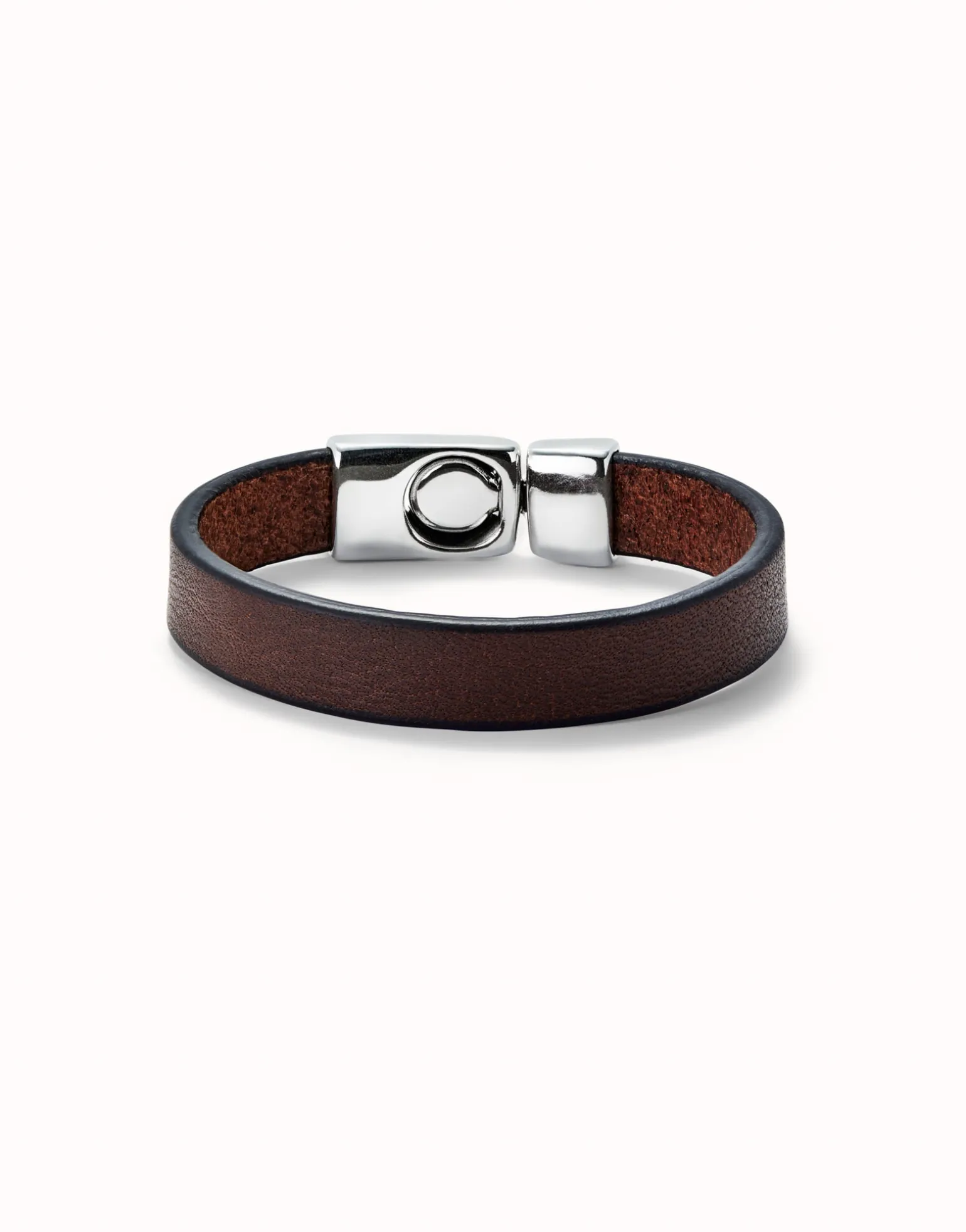 Leather bracelet with clasp