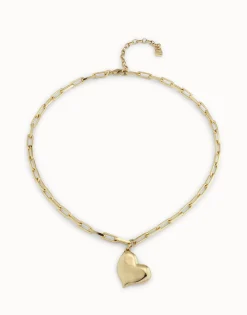 Link chain necklace with heart