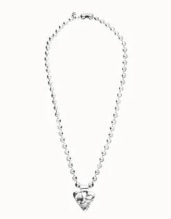Long necklace with beads and heart detail