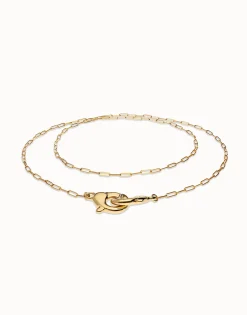 Long necklace with interlocking carabiner