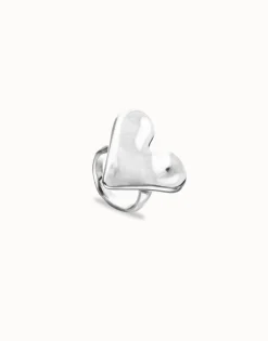 Maxi ring with heart shape