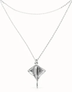 Multi strand chain necklace with manta ray