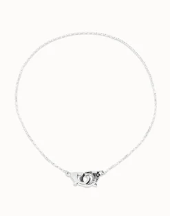 Necklace with intertwined carabiner detail
