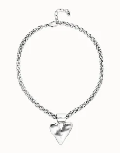 Necklace with thick chain and heart detail