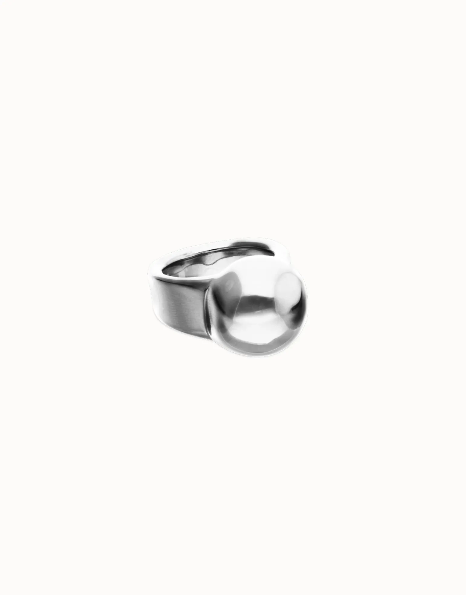 Ring with sphere shape