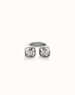 Ring with white crystal