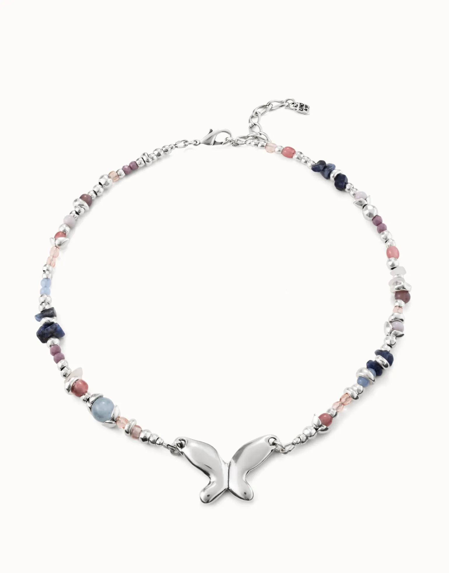 Short beaded necklace with butterfly