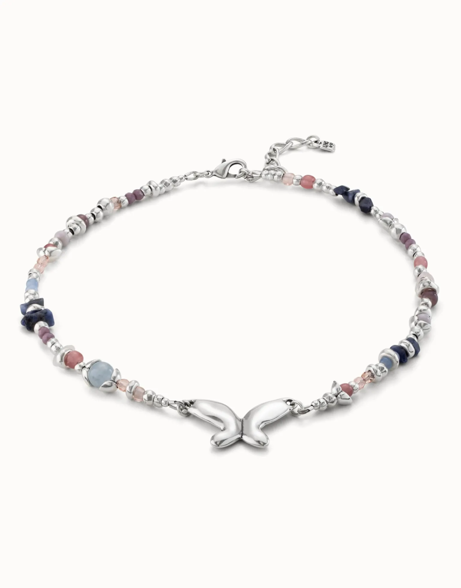 Short beaded necklace with butterfly