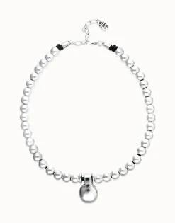 Short beaded necklace with medium and a large sphere