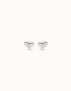 Stud earrings with heart shape